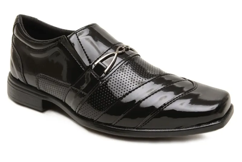 Sapato modelo Elias Verniz Preto Perfurado Preto